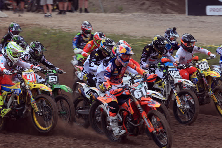 Jorge Prado setzte sich im zweiten Lauf schon auf der Startgeraden an die Spitze des Feldes