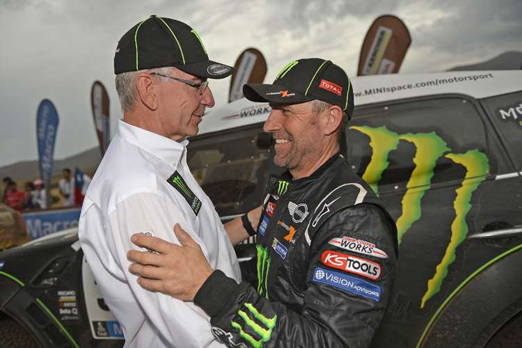 Zum letzten Mal gemeinsam bei der Rallye Dakar? X-Raid-Chef Sven Quandt und Pilot Stéphane Peterhansel