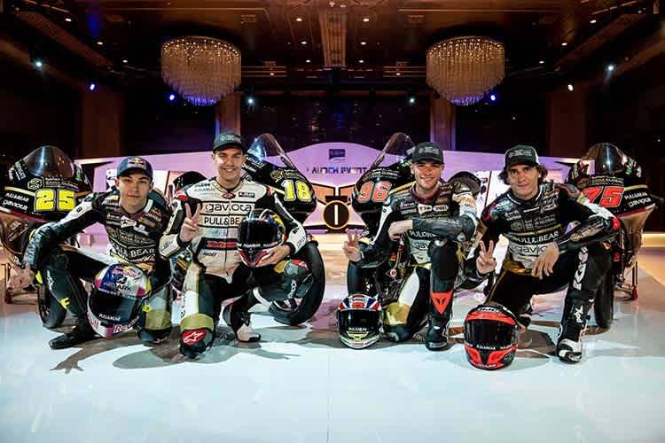 Das Aspar-Team im neuen Design: Fernandez, Cardelús, Dixon und Arenas