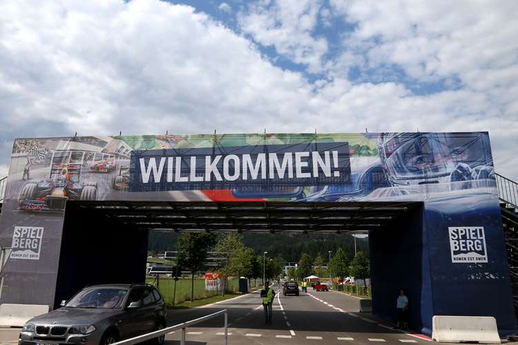 Die Besucher dürfen kommen:  Auch die Einsatzkräfte sind bereit für das österreichische Sportereignis des Jahres