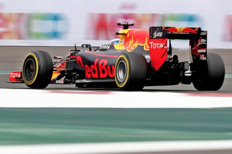 2014 und 2015 kämpften alle Teams mit den ganz besonderen Bedingungen in Mexiko-Stadt