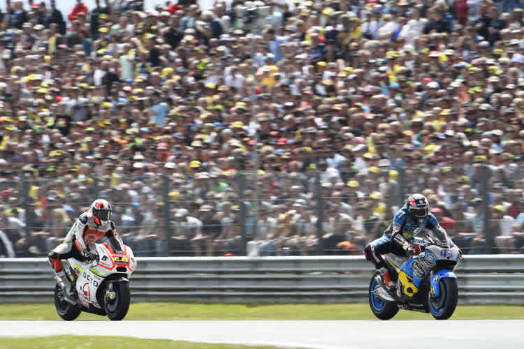 Das Rennen in Assen: Scott Redding vor Yonny Hernandez