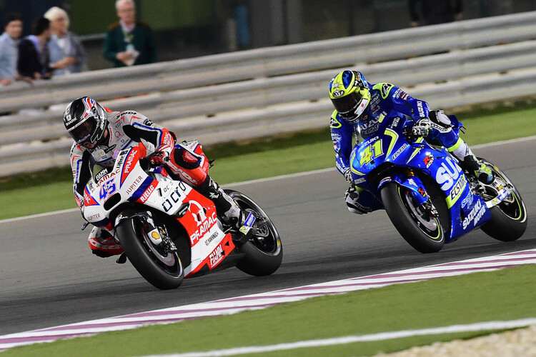 Das Rennen in Doha/Katar: Scott Redding (45) vor Aleix Espargaró (15)