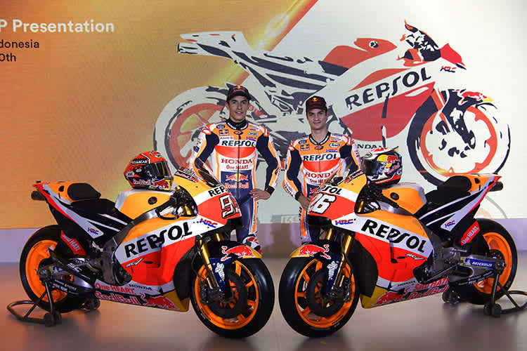 Marc Márquez und Dani Pedrosa mit der Repsol-Honda für 2018