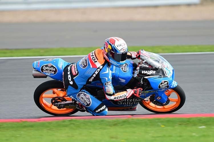Alex Rins sicherte sich in Silverstone mit 2:13,112 min die Pole