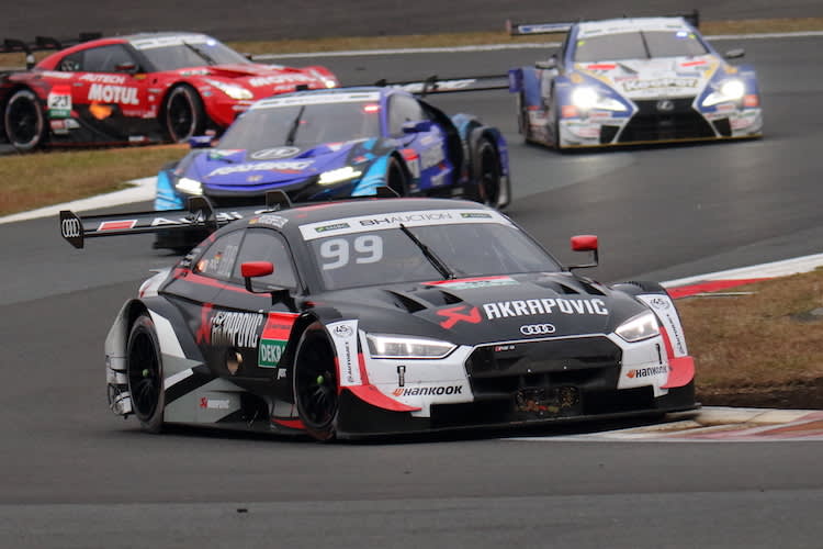 Mike Rockenfeller hat beim Crash mit Gary Paffett keine Chance