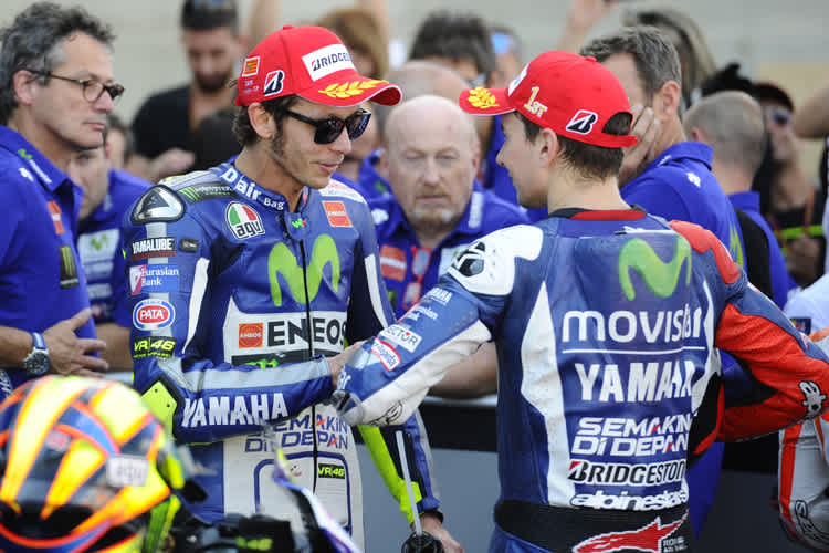 Die Titelkandidaten: Valentino Rossi (li.) und Jorge Lorenzo