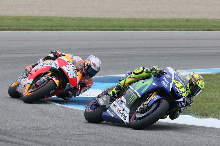 In Indy: Valentino Rossi (46) vor Dani Pedrosa (26)