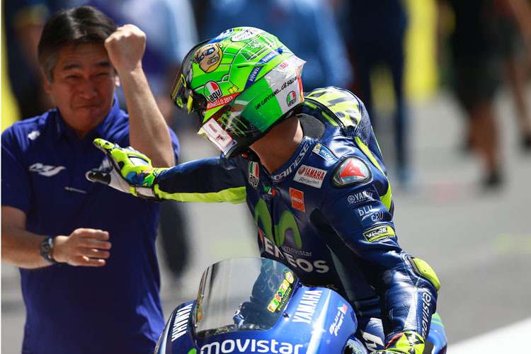 Rossi nach Platz 2 mit Yamaha-Rennchef Tsujii