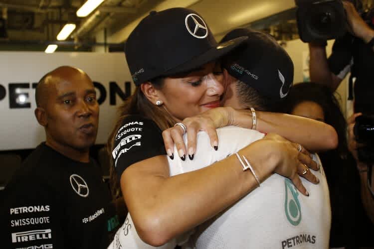 Da war noch alles gut: Scherzinger und Hamilton in Abu Dhabi
