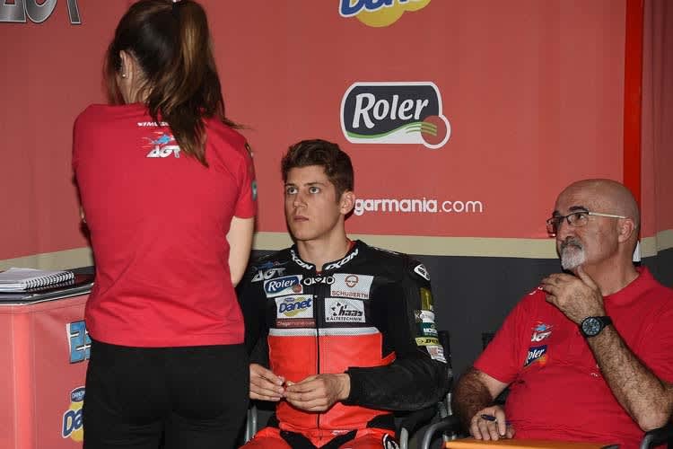 Marcel Schrötter mit seinem Crew-Chief Chuz Sanchez