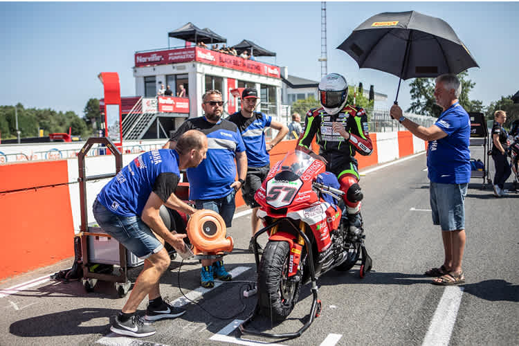 Das Team um Sepp Buchner