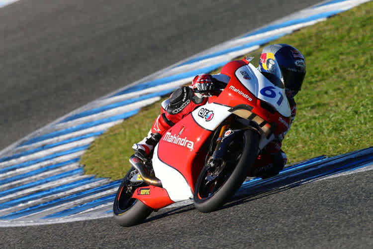 Arthur Sissis bei seinem ersten Test auf Mahindra