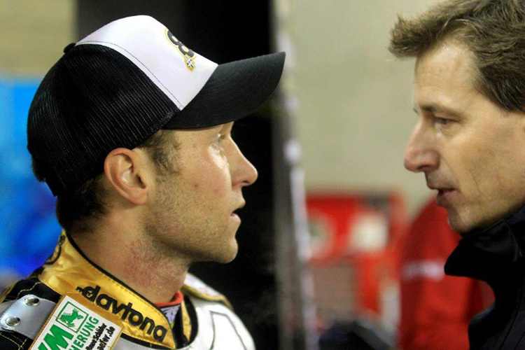 Martin Smolinskis (li.) im Gespräch mit Jan Staechman