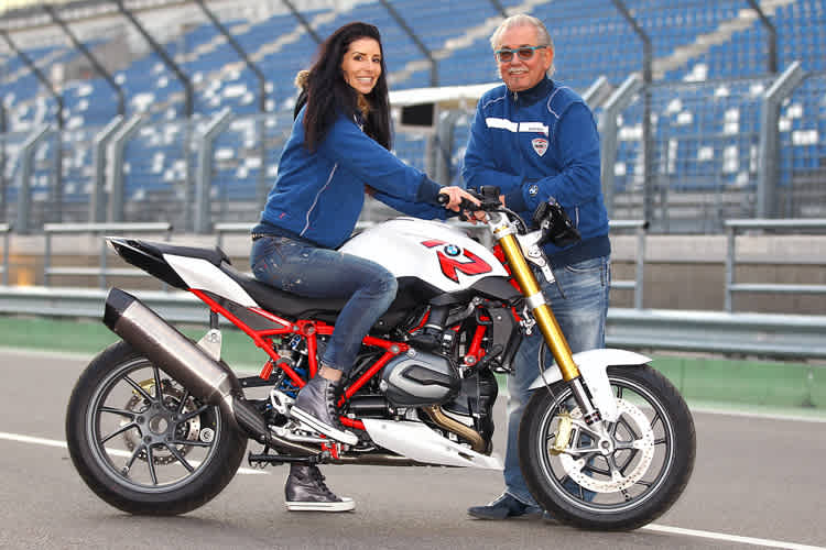 Sandra Stammova will IDM SuperNaked bei Benny Wilbers fahren