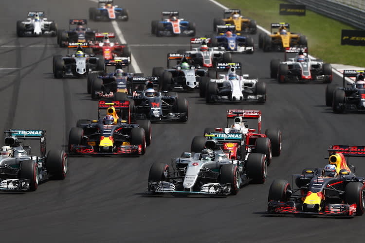 Start zum Ungarn-GP: Ferrari liegt hinten