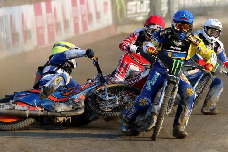 Nach diesem Sturz von Jaroslaw Hampel (Rot) war Polen nur noch zu dritt