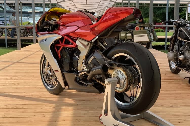 MV Agusta Superveloce 800 am Concorso d'Eleganza Villa d'Este am Comersee: Sieger der Kategorie Concept Bikes