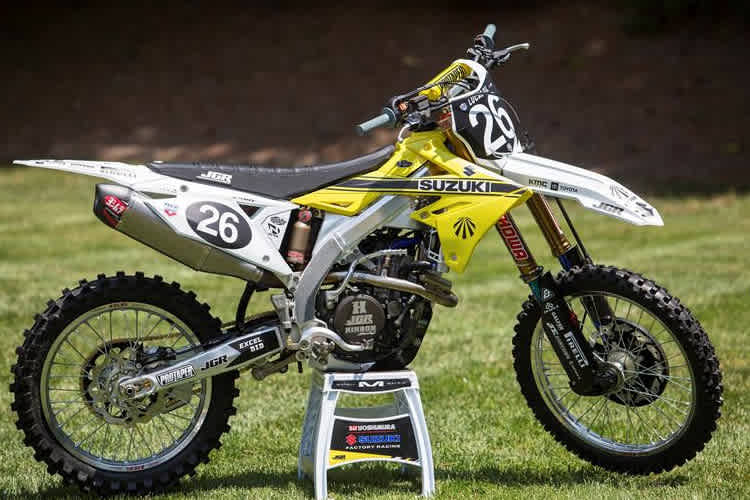 Zum Unadilla National trat Suzuki im Retro-Design an und erinnerte an glorreiche Zeiten