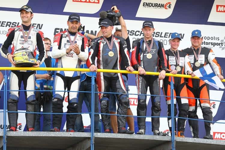 v.l. Cluze, Reeves, Koerts, Streuer, Kainulainen, Päivärinta