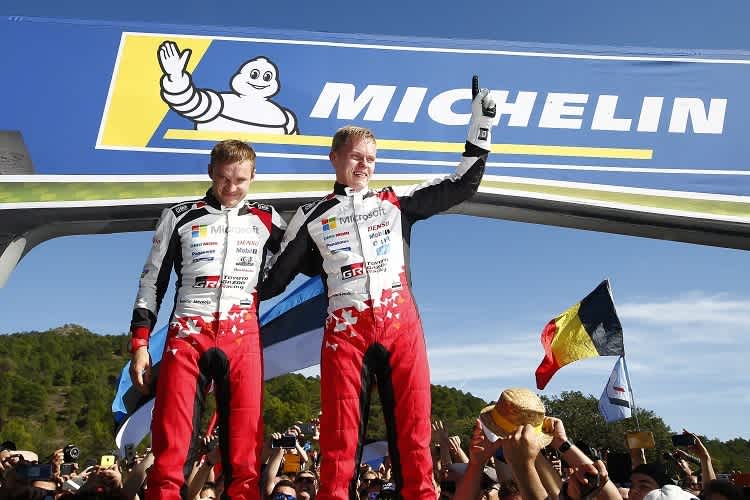 Martrin Järveoja und Ott Tänak sind endlich Weltmeister