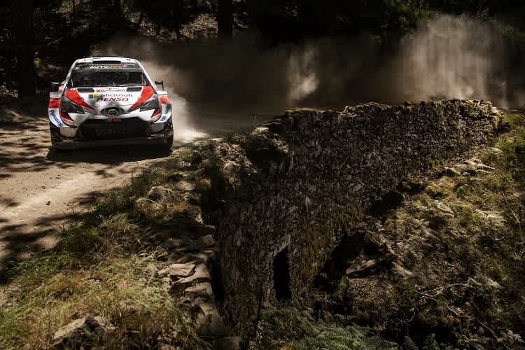 Ott Tänak verteidigte seine Führung