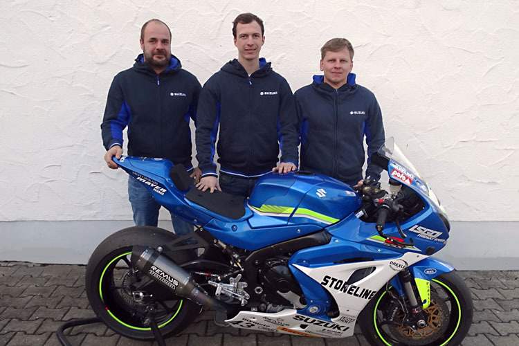 v.li.: Andreas Ledermann, der Vermittler, Toni Finsterbusch, der Fahrer  und Thomas Mayer, der Teamchef