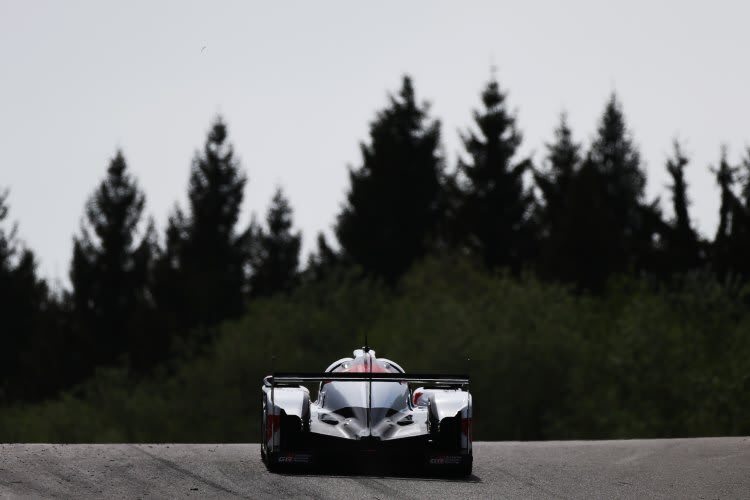 Vom Toyota TS050 Hybrid sieht die Konkurrenz in Spa-Francorchamps nur das Heck