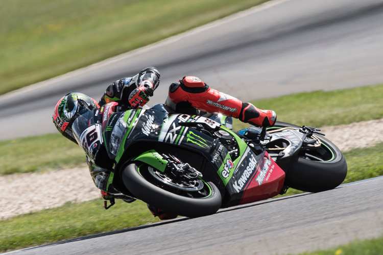 Tom Sykes fuhr inoffiziellen Streckenrekord