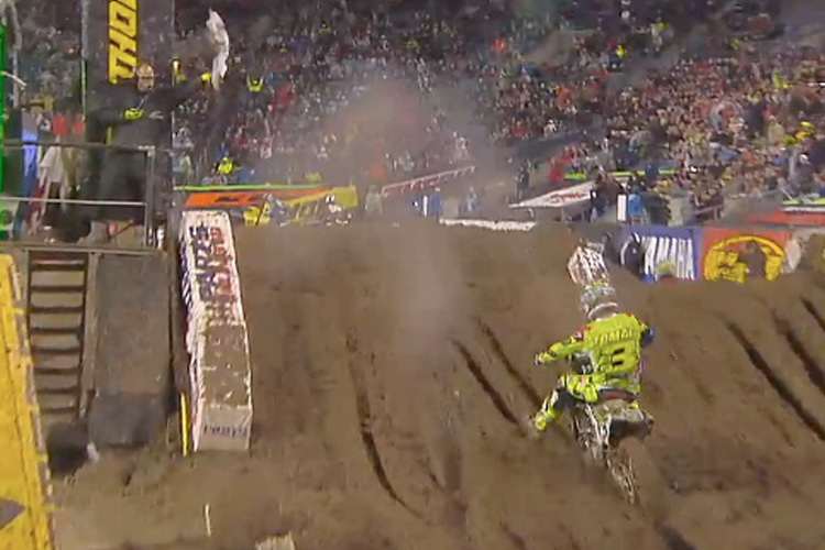 Eli Tomac siegt im Schlamm von Seattle