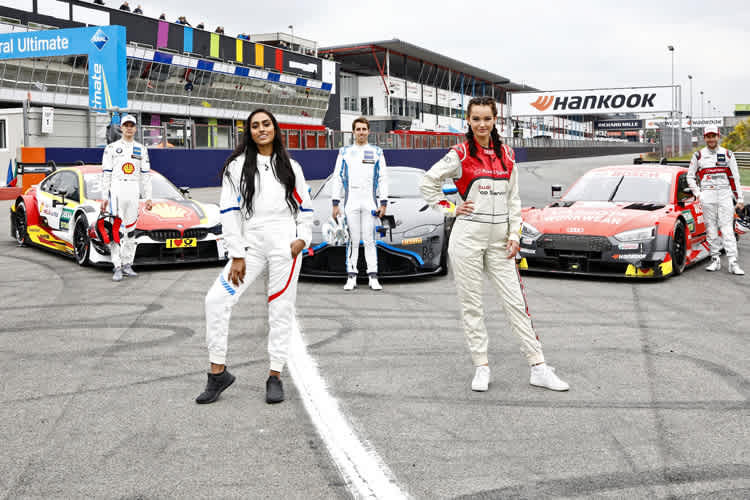 Cäcilia und Sayana mit den DTM-Fahrern