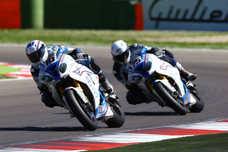 Imre Toth und Gabor Rizmayer fahren weit hinterher