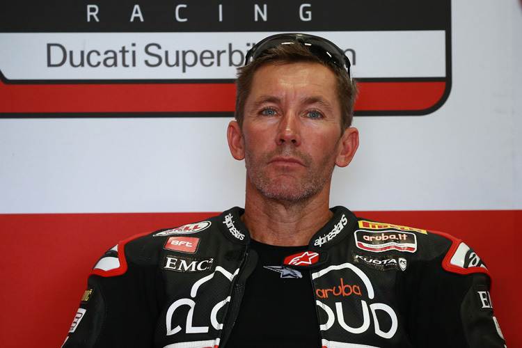 Troy Bayliss macht Hitze zu schaffen