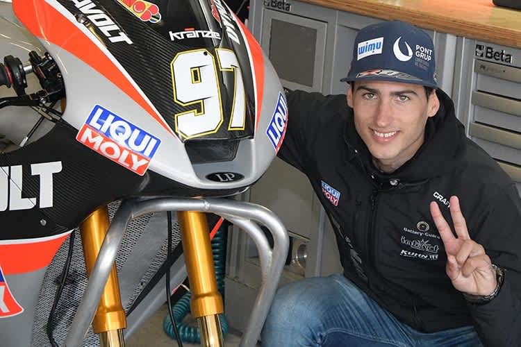 Xavi Vierge mit der Suter des Intact-Teams