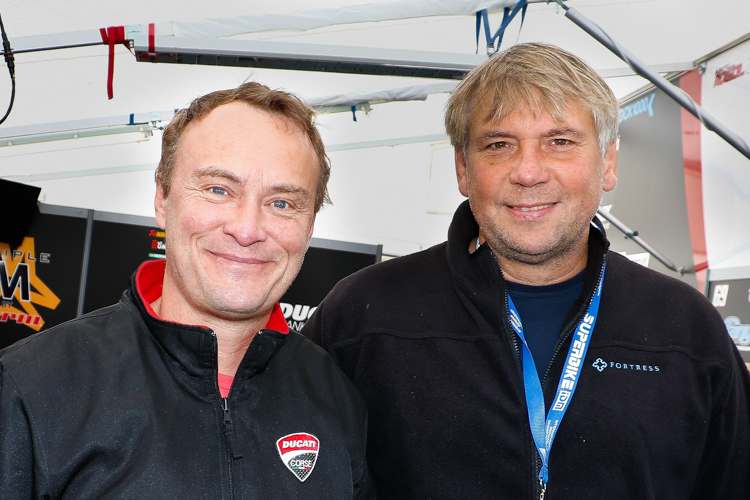 Ralf Waldmann (li.) und Matthias Moser planen für die IDM SuperNaked 2016