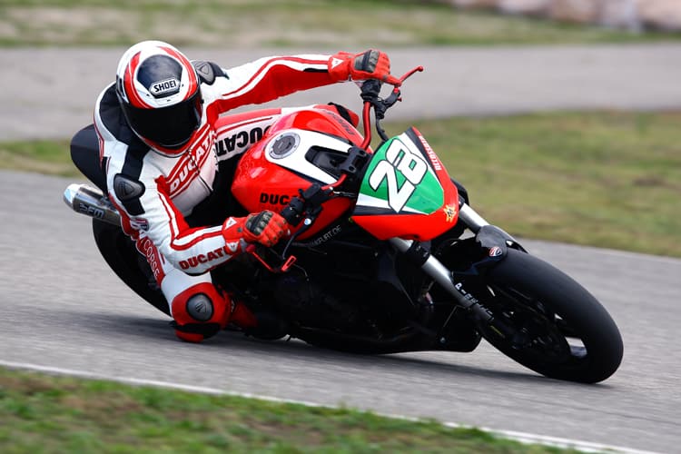 IDM SuperNaked wäre dann auch für Ralf Waldmann günstiger