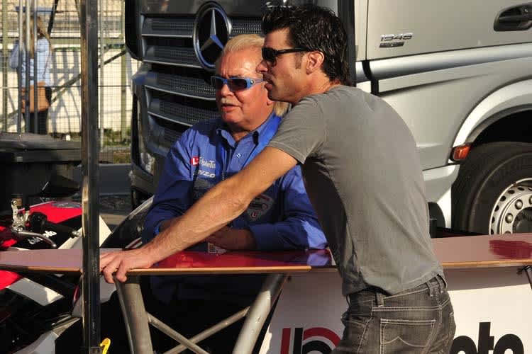 Niederländer unter sich: Benny Wilbers (li.) mit Arie Vos