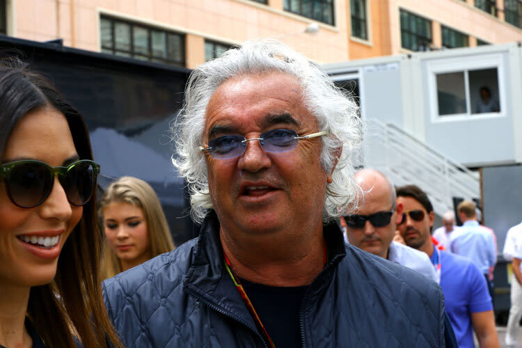In Monaco lässt sich auch Flavio Briatore mit Ehefrau Elisabetta bei der Formel 1 blicken