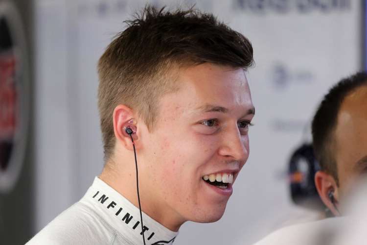 Daniil Kvyat steht zum ersten Mal vor seinem Teamkollegen in der Startaufstellung 