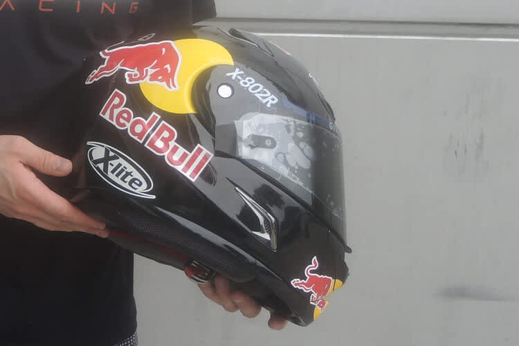 Der neue X-Lite 802R-Helm von Stefan Bradl