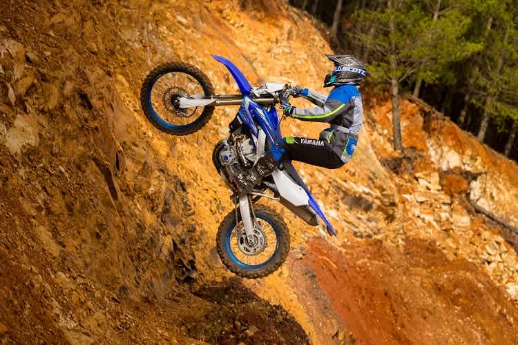 Yamaha WR250F: Mehr Drehmoment über den gesamten Drehzahlbereich und dazu mehr Spitzenleistung 