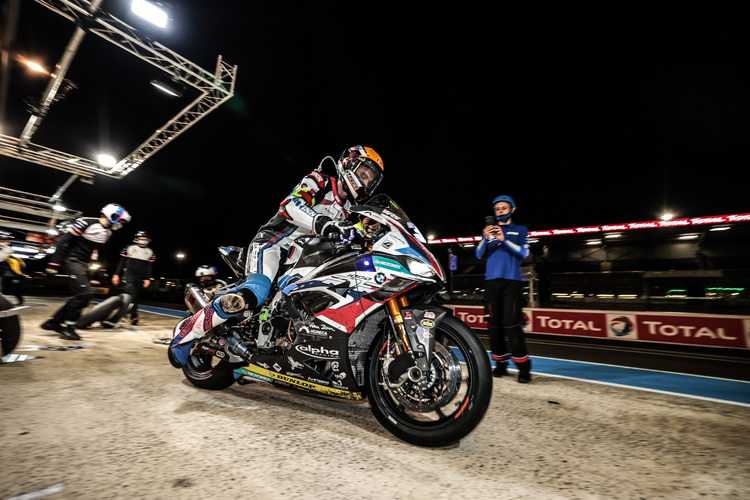 BMW liegt um 8 Uhr auf dem dritten Gesamtrang