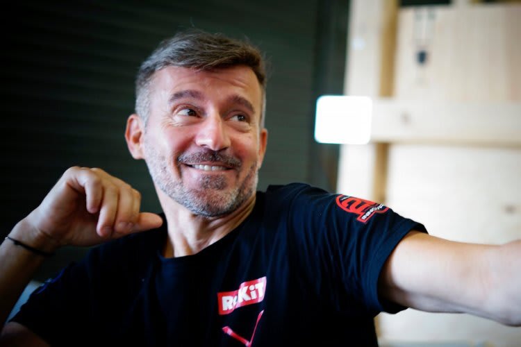 Max Biaggi: Leicht ergraut, aber gesund und munter