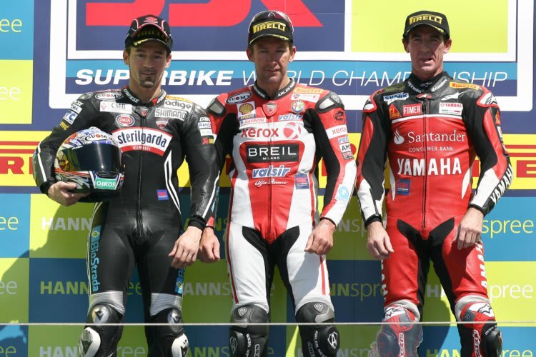 In Katar 2008 standen Max Biaggi, Troy Bayliss und Troy Corser noch gemeinsam auf dem Podium