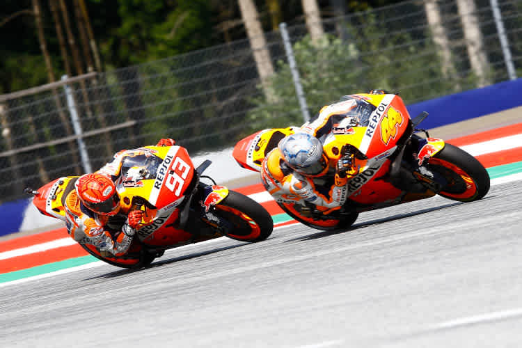 Marc Márquez dicht hinter Pol Espargaró