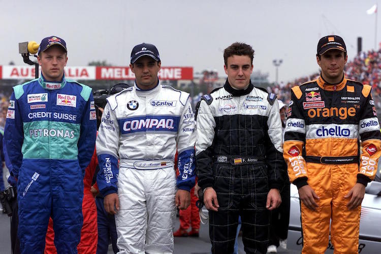 Kimi Räikkönen, Juan Pablo Montoya, Fernando Alonso und Enrique Bernoldi 2001 in Melbourne