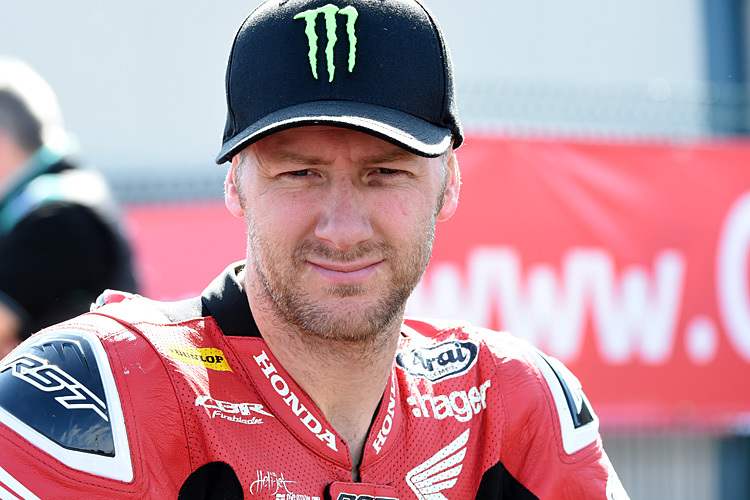 Ian Hutchinson dockt bei TAS Racing an