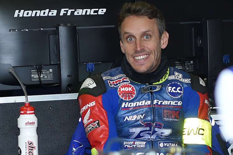 Freddy Foray steht in Episode 1 von «Between 2 Wheels» Rede und Antwort