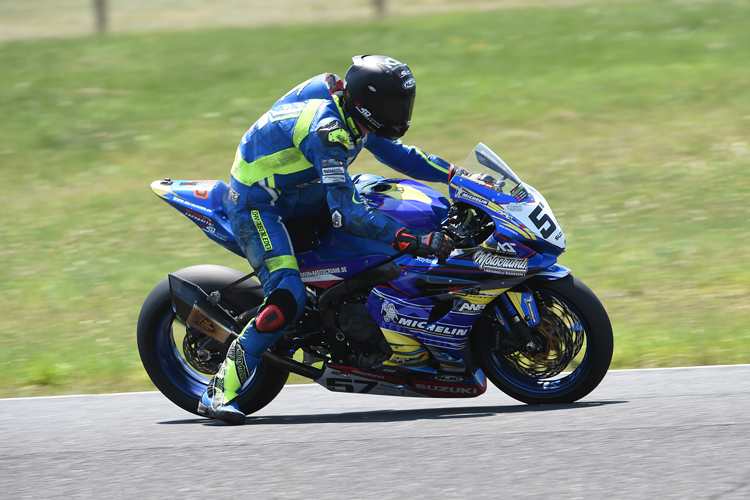 Der Österreicher Kevin Sieder fährt vor dem IDM-Start vier Rennen in der spanischen Superbike-Meisterschaft