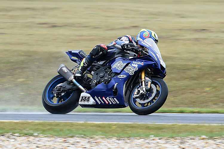 Im Nassen wollte Gerold Gesslbauer (Ratezi-Yamaha) kein unnötiges Risiko eingehen